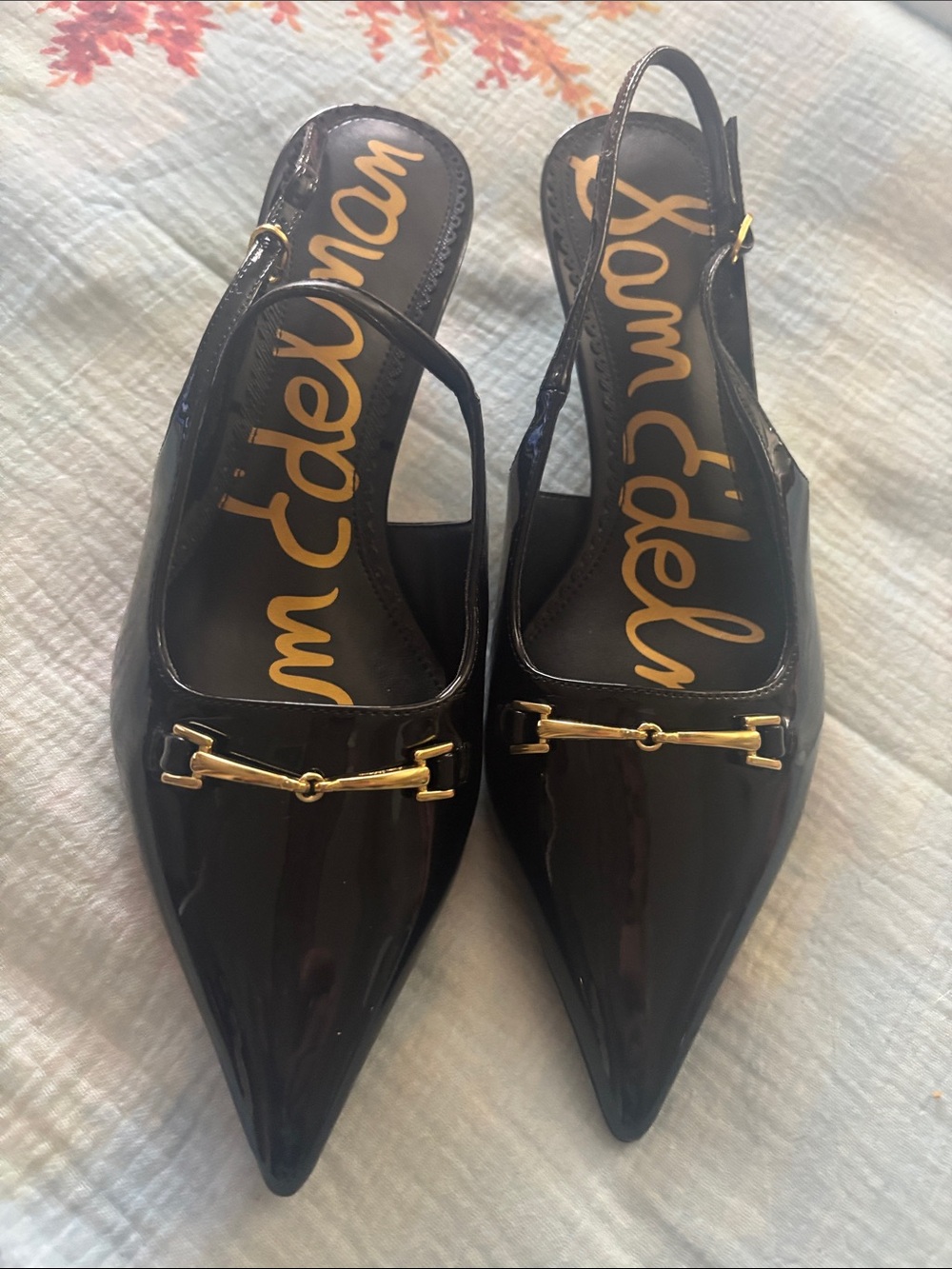 Shoes - Picture 2 of 3